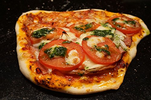 Universal Pizzastein – natürlicher Back-Grillstein aus poliertem Granit, dadurch sehr leicht zu reinigen, L 38x30x2cm - 3