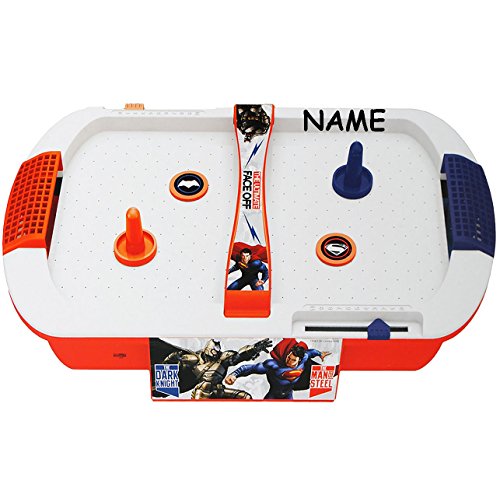 Preisvergleich Produktbild Air Hockey / Lufthockey - " Batman vs Superman " - incl. Name - Tischhockey mit LED Licht & Sound - elektrischer Zähler - Flipperspiel / Pinballflipper - Kinder Kasten / Pinball - Flipperkasten - Fledermaus / Comic Figur Bruce Wayne - Superheld - Luft Eishockey - Airhockey - Man of Steel & the dark knight