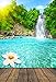 Produktbild YongFoto 1,5x2,2m Vinyl Foto Hintergrund Natur Landschaft Grünes Schwimmbad Wasserfall Vintage Holzboden Fotografie Hintergrund Fotoshooting Portraitfotos Party Kinder Hochzeit Fotostudio Requisiten
