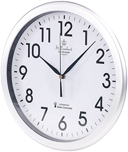 St. Leonhard Funk-Wanduhr mit Zifferblatt-Beleuchtung & Lichtsensor, kabellos - 2