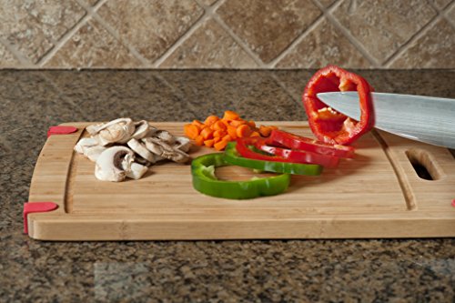 CC Boards Rutschfestes Bambus-Schneidebrett: Hölzernes Küchenbrett mit Griff, Saftrille und rutschfesten Ecken - 7