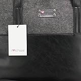 Geräumige Wickeltasche inklusive Wickelunterlage für unterwegs, neuen Universal Befestigungshaken für den Kinderwagen, Isoliertasche für das Fläschchen und weiterer Extras von Herzmutter - 4