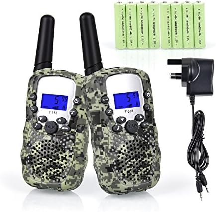 Fetoo 2pcs Kids Walkie Talkies Children Walky Talky 3 KM Long Range PMR446 0.5W 8 Channels VOX Built-in LED Torch Flashlight Toy 2 Way Radios (1 Pair) (with battery and UK charger Camouflage)