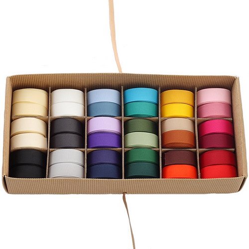 Unique Ribbons selections box: Finest Grosgrain ribbons by the yard selection of 18 or 36 colors mix in one Beautiful and functional Presentation Box. Total 73 or 148 meters with spools of 4 metres each. A sturdy tray to keep all your crafts accessories and tools. Great Price; Stunning Gift Idea as its beautifully presented.