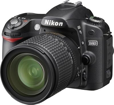 Nikon D80 Appareil photo numérique Reflex 10.2 Kit Objectif AF-S DX 18-135 mm Noir
