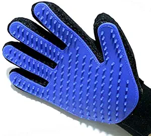 PoochBox Deshedding, Massaging, Grooming Bath Glove for Dogs and Cats