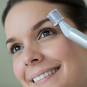 Finishing Touch Elite: Face & Body Trimmer With Built-In LED Light - Image 5