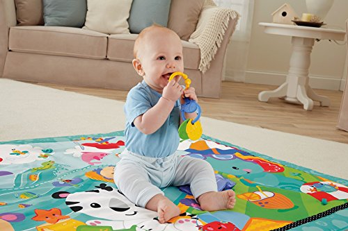 Fisher-Price CBJ65 Große Spiel- und Krabbeldecke mit Tiermotiven und Babyspielzeug, 1 x 1.50 m, blau - 4