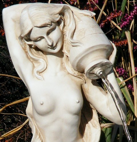 GARTENBRUNNEN SOLAR SPRINGBRUNNEN Teichpumpe Set „Muse mit Wasserkrug“, SOLARBRUNNEN für Garten, Gartenteich Terrasse, Teich, Balkon, sehr DEKORATIV, OPTIMIERTES MODELL mit SOFORT-START-FUNKTION SET SOLAR TEICHPUMPE SOLAR WASSERSPIEL VOGELBAD - 3