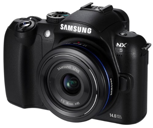 Samsung NX5 Systemkamera (14 Megapixel, 7,6 cm (3 Zoll) Display, HD Video, Bildstabilisierung) inkl. 18-55 mm Objektiv OIS schwarz Samsung NX5 Systemkamera (14 Megapixel, 7,6 cm (3 Zoll) Display, HD Video, Bildstabilisierung) inkl. 18-55 mm Objektiv OIS schwarz