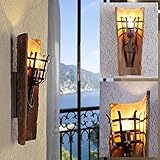 Die Dachziegel-Wandleuchte besteht aus einem handgemachten mediterranen bis zu 200 Jahren alten Klosterziegel