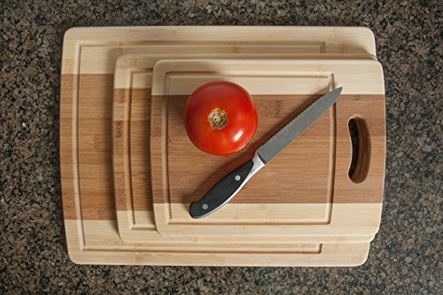 CC Boards Dreiteiliges Schneidebrett-Set aus Bambus: Hölzerne Metzger-Blockbretter mit Saftrille und Griff - 3