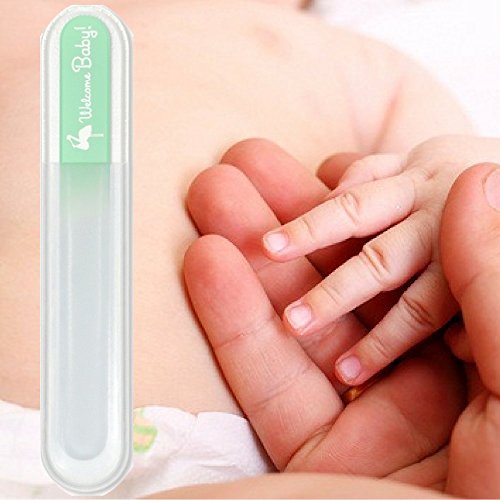 Ein Baby-Nagelfeile mit abgerundeten Ende. Premium Qualität, echtes tschechisches Kristallglas. Der sicherste Weg, um die Nägel eines Neugeborenen kurz und glatt zu halten. Ein ideales Geschenk für neue Eltern. Vervollkommnen Sie für eine Babyparty. Grün „Welcome Baby!“ Entwurf. Präsentiert in einer Schutzhülle und freie Organza Geschenk Tasche. - 4