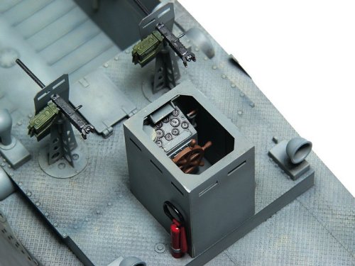 Imagen 6 de Trumpeter 00347 WWII U.S. Navy LCM (3) Landing Craft - Lancha de desembarco militar en miniatura (escala 1:35)