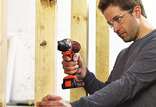 Black+Decker 18V Akku-Multifunktionswerkzeug Multievo, Multifunktionsmaschine, Starter-Set inkl. Bohrschrauberkopf, 2x 1.5Ah Li-Ion Akku, Ladegerät, Koffer, LED-Leuchte, Softgriff, MT218KB - 6