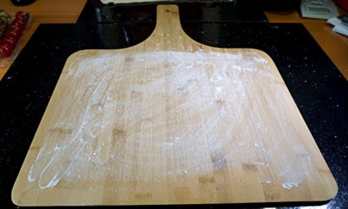 XXL Bambus Pizzaschieber – Pizzaschaufel für Familienpizzen und mehr (38x30cm Arbeitsfläche) - 2