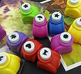 Esta perforadora especialmente diseñado es ideal para crear patrones de Lovely en relieve con espacios interiores en tarjetas, sobres, páginas de álbumes y mucho más