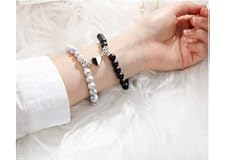BEAUTIVIA Two Pcs Set Couple Bracelet Gifts Heart Shape Alloy Magnet Wristband Stone Beaded Bracelet Valentine Lovers Black a