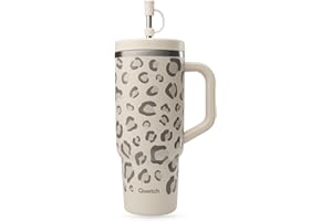 QWETCH - Travel Cup 900ml avec Paille & Anse - 48h Glacé / 12h Froid - Gourde Isotherme Inox Recyclé - Mug avec Bouchon à Vis Anti-Éclaboussures - Tasse Thermo - Leopard Sable