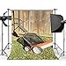 Produktbild vrupi Frühling Garten Kulisse 5X7FT Vinyl Gartengeräte Kulissen Shabby Stripes Holz Plank Green Grass Field Natur Fotografie Hintergrund für Kinder Erwachsene Fotostudio Requisiten QB186