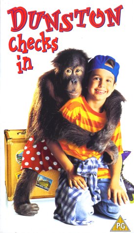 Preisvergleich Produktbild Dunston Checks In [VHS] [UK Import]