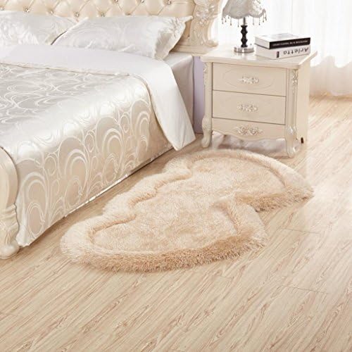 70x140cm Double Heart Carpets For Bedroom Wedding Home Rugs and Carpets Thicken Balcony/Wardrobe Area Rug Sofa Floor Mat , Beige