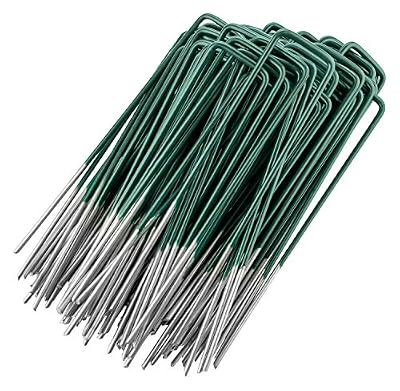 GardenMate 100x Piquets en Acier galvanisé à Chaud pour Gazon synthétique - Hauteur 15 cm * Largeur 2,5cm * Acier 2,9mm - Tête Plate - Vert et Acier