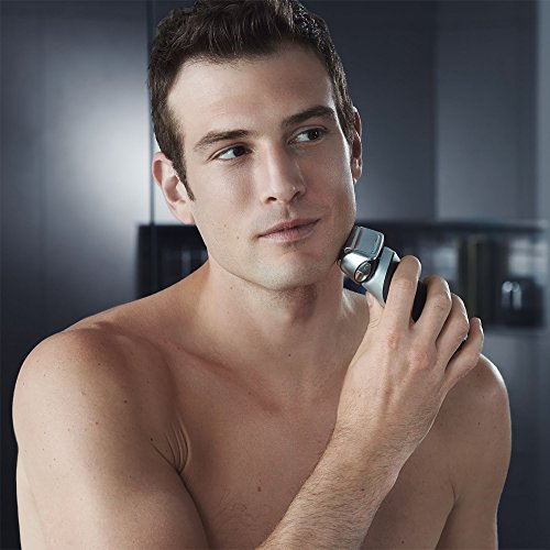 Braun Series 7 Elektrischer Rasierer 799cc-7, mit Reinigungsstation Clean&Charge - 4