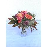 Bunter Blumenstrauß in kräftigen Farben