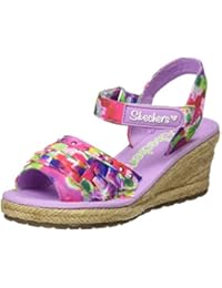 dora skechers