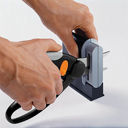 Fiskars Allzweckschere, Länge 20 cm, Rostfreie Stahl-Klinge/Glasfaserverstärkte Kunststoff-Griffe, Schwarz/Orange, Elegance, P45, 1001533 - 3