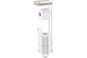 mDesign Wolnostojący uchwyt na papier toaletowy z półką – Stylowy metalowy stojak na papier toaletowy – Schowek na papier toaletowy z miejscem do przechowywania 2 dodatkowych rolek – Srebrny mat