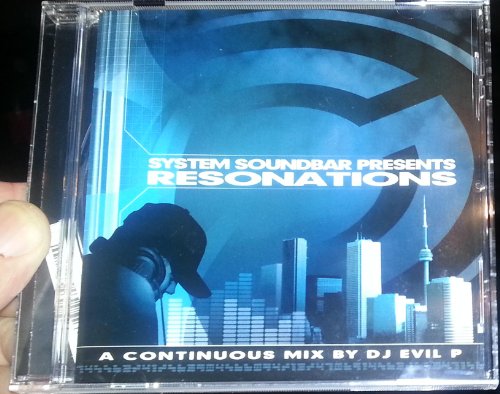 Preisvergleich Produktbild Resonations - A Continuous Mix By DJ Evil P