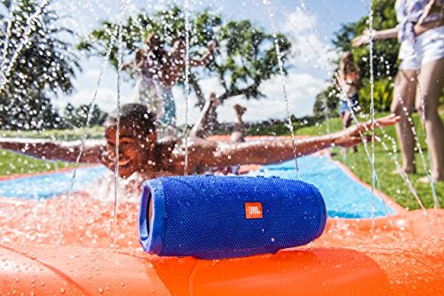 JBL Charge 3 Tragbarer Bluetooth-Lautsprecher (wasserdicht, mit 6000 mAh Power Bank und Freisprechfunktion) blau