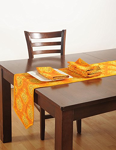Cotton Printed Duck Fabric Table Linens Set with 4 Dinner Napkins And Table Runner - Machine Washable RS.1094 (51.00% Off) - Amazon