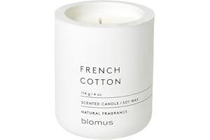 blomus -FRAGA- Duftkerze S aus Sojawachs, Lily White, hochwertiger Raumduft, charakteristische Beton-Optik, Duft FRENCH COTTON, 24 h Brenndauer, rußarm (H / B / T: 8 x 6,5 x 6,5 cm, Lily White, 65649)