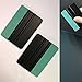 Produktbild HDM 2 Stü weiche Rakel in schwarz + Grün - Größe 10x7.3x0.4 CM - Folienrakel mit 5cm breit grüner Filzkante aus Lammpelzfell - zur Verklebung von Folie, Autofolierung, Möbelfolierung, Wandtattoos, Fliesenaufklebern, Fensterfolie, Schutzfolie usw. + 1 Jährige Garantie