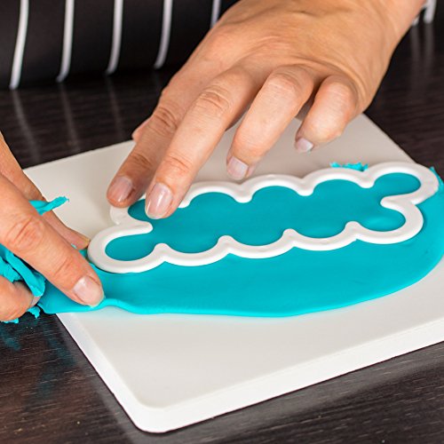 Chefarone Rosen Ausstecher Fondant Bundle (5tlg) – 3 Rose Cutter und 2 Modellierplatten (foam pads) - 3