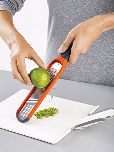Joseph Joseph 20048 Handi-Grate 2-in-1 Mini-Reibe und -Hobel Edelstahl, 29 x 6,5 x 4,5 cm, orange - 4