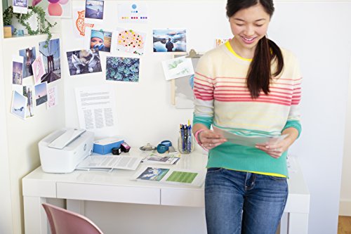 HP DeskJet 3720 Stampante Multifunzione con 3 Mesi di Prova Gratuita del Servizio Instant Ink