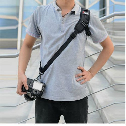 Fomito Focus F-1  Sangle pour appareil photo rapide Rapid   paule Sling Ceinture sangle de cou et 3  pcs Vis support de fixation pour appareil photo DSLR SLR DV  Noir pour Canon Nikon Sony Olympus Pentax DSLR 