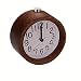 Produktbild Jinberry Retro Lautlos Analog Holzwecker / Handgemacht Vintage Tischuhr mit licht Nachtlicht, Snooze Funktion und Sanfter Weckton, 4 Zoll Lautlos Analog Quarz ohne Ticken Schleichende Sekunde Wecker - Nussbaumholz