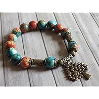 Tibetischen Stil Vintage-Armband Perlen natürliche weiße Jade getönt braun, orange und blau und Amulette in Form von baum antiker Bronze