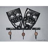 Schrank Aufhänger mit zwei Masken