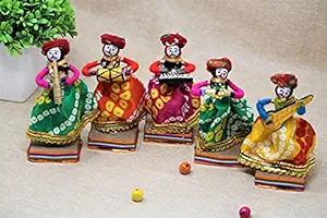 JH Gallery Recycled Material Rajasthani Musician Bawla Puppets Male Idol (11x28 cm Multicolor) -5 Piece