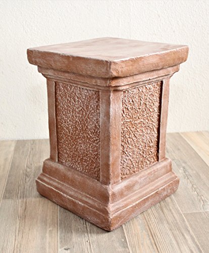 Säule in Terrakotta, Deko Sockel für Haus und Garten, Stein Podest für Figuren, frostsichere Empore für Statuen