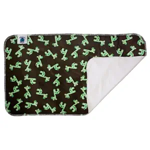 Planet Wise Solid Diaper Changing Pad (Green Giraffe)