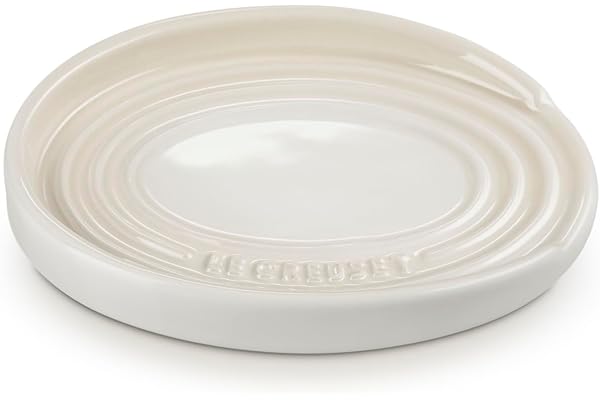 Le Creuset oval grytskedshållare i stengods Meringue