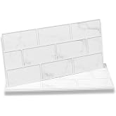 Carrelage métro blanc dans la cuisine et la salle de bains