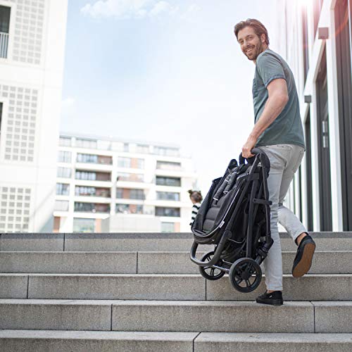 Hauck Rapid 4 - Sillita compacta y deportiva, de 0 meses a 25 kg, manillar ajustable en altura, respaldo reclinable, compatible con capazo blando Hauck, plegado fácil con una mano, negro